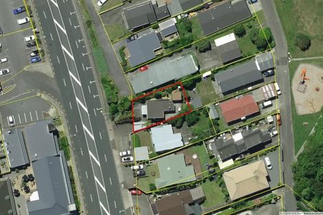 Photo of property in 128 Mana Esplanade, Paremata, Porirua, 5026