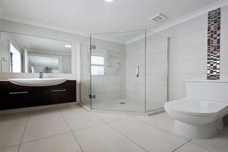 Photo of property in 4 Montrose Terrace, Mairangi Bay, Auckland, 0630