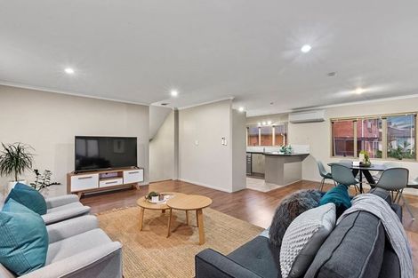 Photo of property in 12 Gordon Stanley Drive, Massey, Auckland, 0614