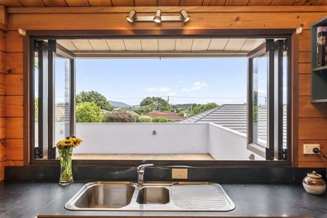 Photo of property in 132 Main Road, Waikanae, 5036