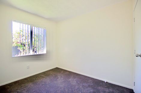 Photo of property in 64 Borich Road, Sunnyvale, Auckland, 0612