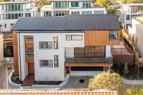 Photo of property in 20 Beach Road, Castor Bay, Auckland, 0620