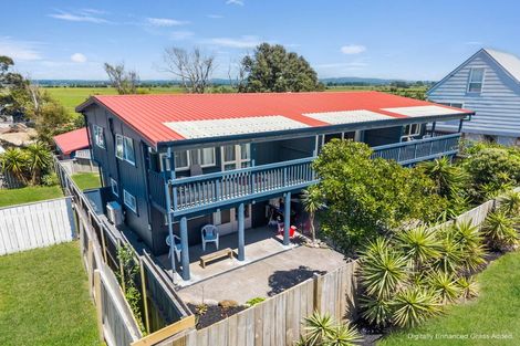 Photo of property in 1/130 Pukehina Parade, Pukehina, 3189