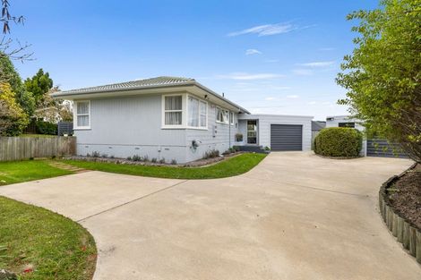 Photo of property in 10 Walnut Place, Owhata, Rotorua, 3010