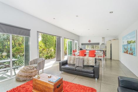 Photo of property in 40 Pauanui Beach Road, Pauanui, Hikuai, 3579