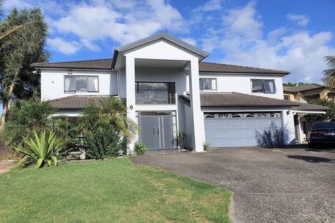 Photo of property in 9 Parkvale Grove, Te Atatu Peninsula, Auckland, 0610