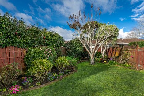 Photo of property in 4/66 Rathgar Road, Henderson, Auckland, 0610
