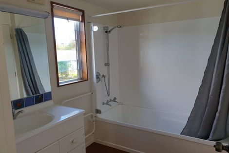 Photo of property in 7a Green Lane, Helensville, 0800