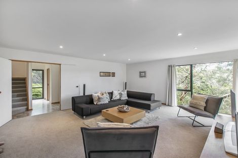 Photo of property in 25 Stephanie Close, Glenfield, Auckland, 0629