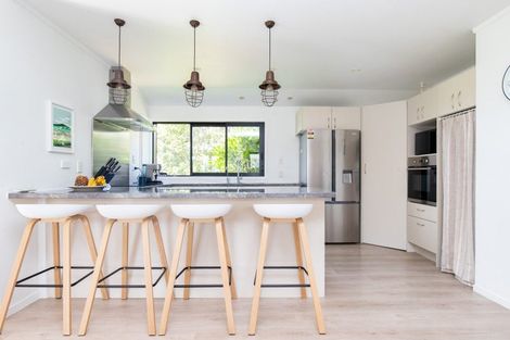 Photo of property in 230 Central Road, Waitakaruru, Thames, 3576