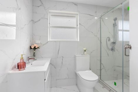 Photo of property in 94 Harrington Road, Henderson, Auckland, 0610