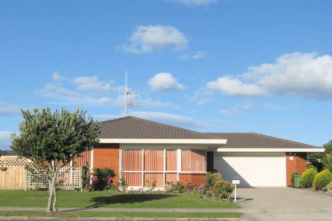 Photo of property in 120 Pacific View Road, Papamoa Beach, Papamoa, 3118