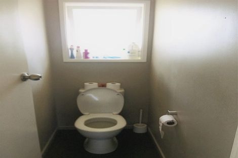 Photo of property in 5 Paine Place, Mangere, Auckland, 2022