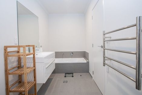 Photo of property in 1u2 Hibiscus Avenue, Hamilton Lake, Hamilton, 3204