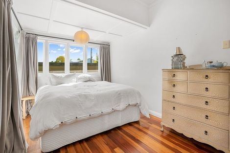 Photo of property in 59 Rua Road, Glen Eden, Auckland, 0602