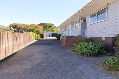 Photo of property in 105 Sycamore Drive, Sunnynook, Auckland, 0620