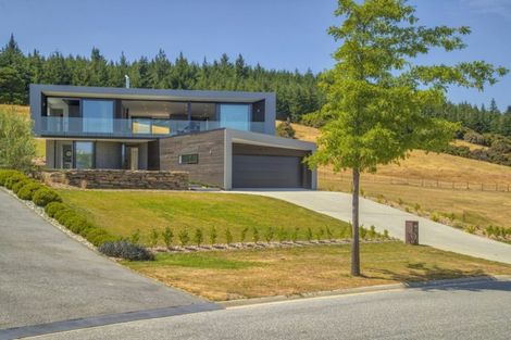 Photo of property in 58 Forest Heights, Wanaka, 9305