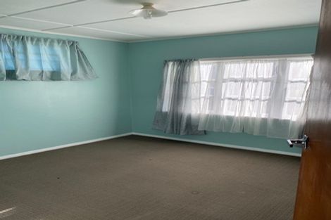 Photo of property in 31 Kirk Street, Otaki, 5512