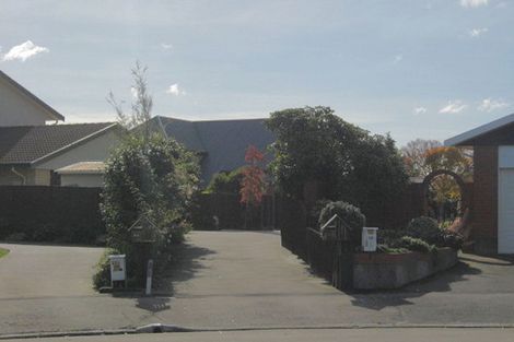 Photo of property in 20a Camrose Place, Ilam, Christchurch, 8041