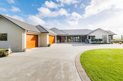 Photo of property in 2757 State Highway 1, Rongotea, Palmerston North, 4479