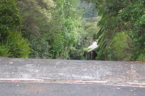 Photo of property in 13 Glenbush Place, Birkenhead, Auckland, 0626