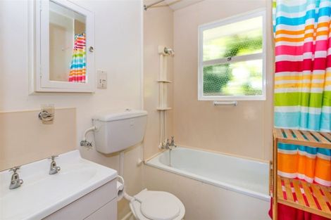 Photo of property in 31 Rosedale Place, Avonhead, Christchurch, 8042