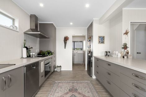 Photo of property in 33a Brookfield Terrace, Brookfield, Tauranga, 3110