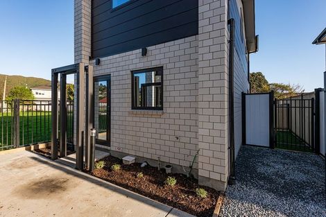 Photo of property in 7/182 Cambridge Terrace, Fairfield, Lower Hutt, 5011