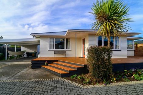 Photo of property in 16 Basley Road, Owhata, Rotorua, 3010