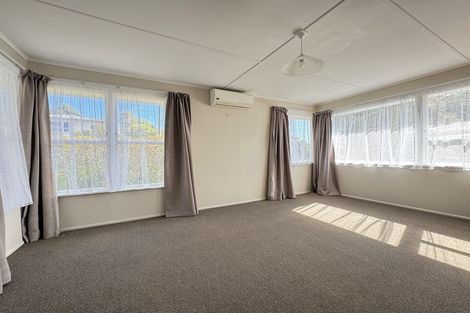 Photo of property in 20 Mark Avenue, Paparangi, Wellington, 6037