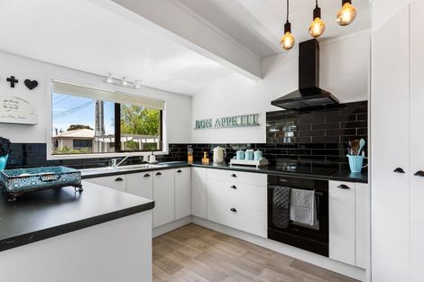 Photo of property in 401 Otahu Road, Whangamata, 3620