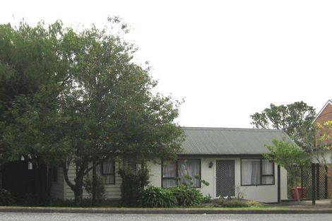 Photo of property in 69 Glengarry Road, Glen Eden, Auckland, 0602