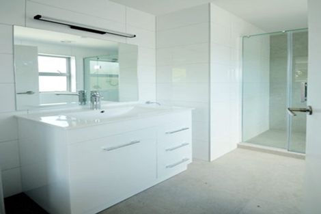 Photo of property in 169 Wallace Road, Mangere Bridge, Auckland, 2022