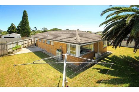 Photo of property in 52 Henwood Road, Mangere East, Auckland, 2024