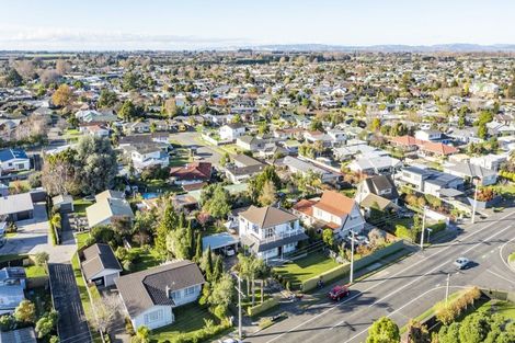 Photo of property in 45 Avondale Road, Taradale, Napier, 4112