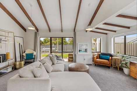 Photo of property in 1244 Louie Street, Parkvale, Hastings, 4122