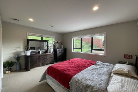 Photo of property in 60 Erlestoke Crescent, Churton Park, Wellington, 6037