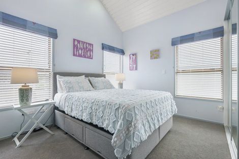 Photo of property in 41a Vivian Wilson Drive, Eastern Beach, Auckland, 2012