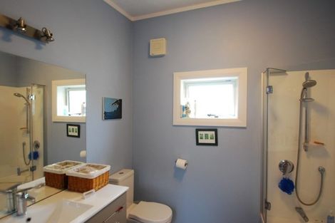 Photo of property in 36 Tiber Street, Island Bay, Wellington, 6023