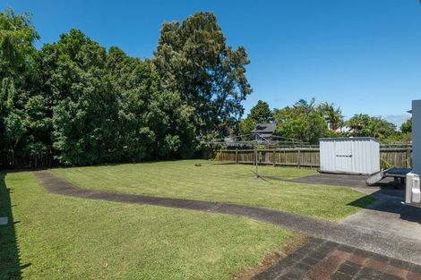 Photo of property in 16 Keldale Place, Forrest Hill, Auckland, 0620