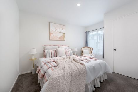 Photo of property in 4 San Pablo Way, Henderson, Auckland, 0612
