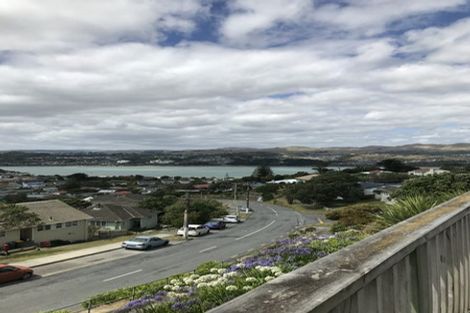 Photo of property in 35 Pikarere Street, Titahi Bay, Porirua, 5022