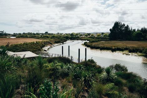 Photo of property in 24a Waka Ama Road, Karaka, 2113