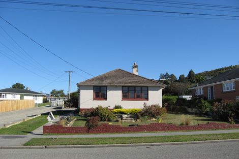 Photo of property in 21 Harlech Street, Oamaru North, Oamaru, 9400