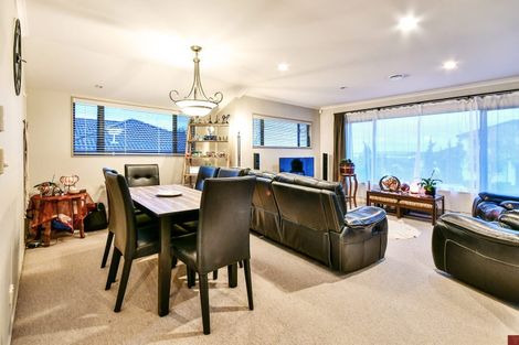 Photo of property in 2 Baverton Drive, Flat Bush, Auckland, 2016