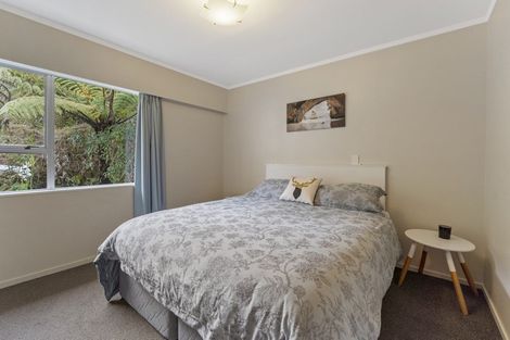 Photo of property in 5a Julia Place, Tawa, Wellington, 5028