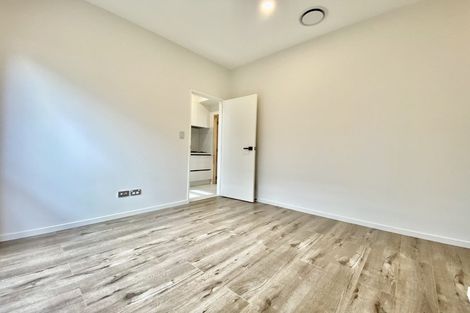 Photo of property in 8 Haku Road, Flat Bush, Auckland, 2019