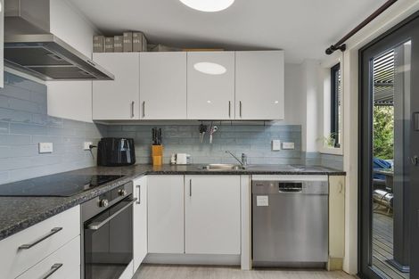 Photo of property in 18 Alma Street, Saint Kilda, Dunedin, 9012