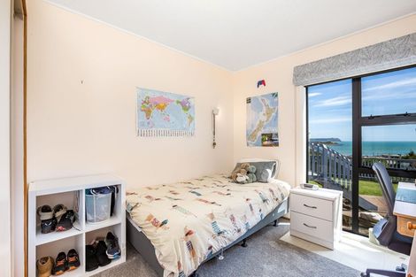 Photo of property in 45 Mana View Road, Paremata, Porirua, 5026