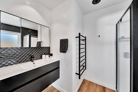 Photo of property in 45a View Road, Campbells Bay, Auckland, 0630